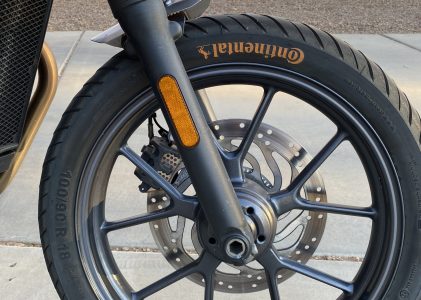 2018 Triumph Street Twin: Painting the Tire Letters